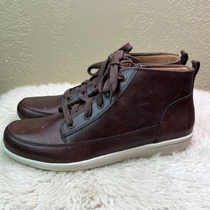 Vionic Shawna Brown Leather Sneaker Bootie
